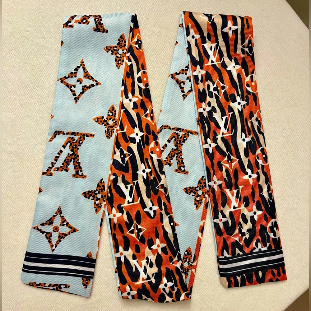 Chic Monogram Light Blue Orange Twilly
Bandeau Designer Patterned Scarf - Picture 3 of 5